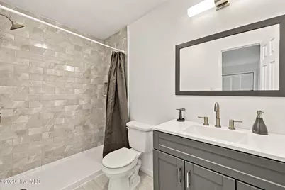 814 River Hill Drive, Greenville, NC 27858 - Photo 17