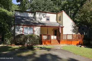 814 River Hill Dr, Greenville, NC 27858 - Photo 1