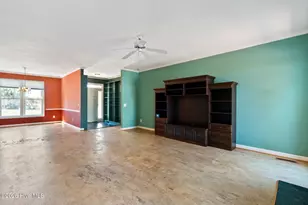 833 Cutter Ct, Kure Beach, NC 28449 - Photo 9