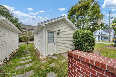 131 Myrtle Avenue, Wilmington, NC 28403 - Photo 23