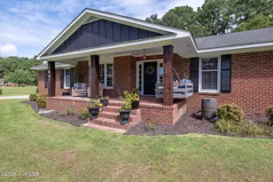 3047 Bridle Path, Trent Woods, NC 28562 - Photo 9
