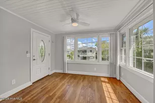 21 W Henderson St, Wrightsville Beach, NC 28480 - Photo 3