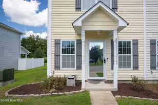 106 Parrot Landing Dr, Hubert, NC 28539 - Photo 5