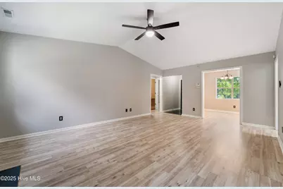 3043 Foxhorn Road, Jacksonville, NC 28546 - Photo 5
