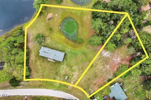 877 Cambridge Rd, Southport, NC 28461 - Photo 1