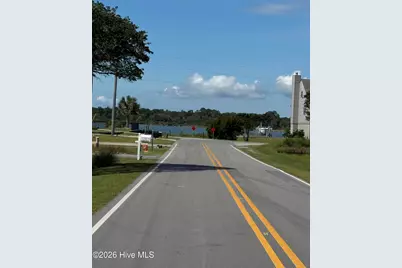 330 Live Oak Road, Newport, NC 28570 - Photo 5