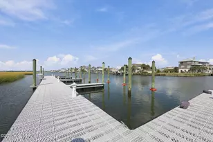 602 W Fort Macon Rd, Atlantic Beach, NC 28512 - Photo 15