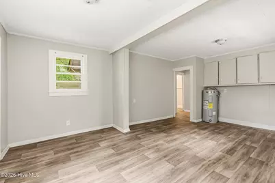 309 Pine Street, Hamlet, NC 28345 - Photo 27