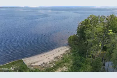 314 Neuse Harbour Boulevard, New Bern, NC 28562 - Photo 3