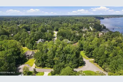 314 Neuse Harbour Boulevard, New Bern, NC 28562 - Photo 9