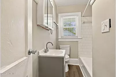 1002 W 6th Street #A, Greenville, NC 27834 - Photo 15