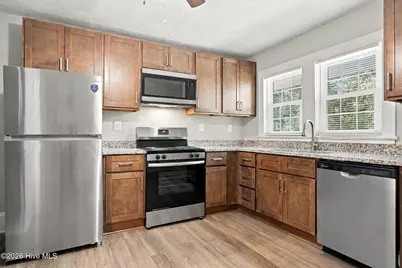 1002 W 6th Street #A, Greenville, NC 27834 - Photo 11