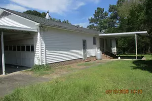 7625 Wheat Swamp Rd, Lucama, NC 27851 - Photo 3