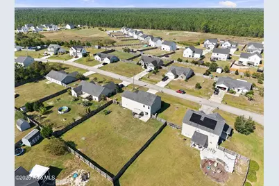 203 Chestwood Drive, Hubert, NC 28539 - Photo 9