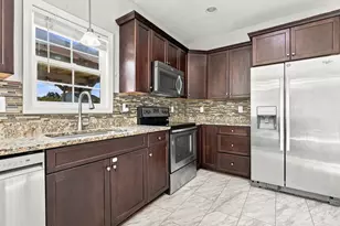 203 Chestwood Dr, Hubert, NC 28539 - Photo 15