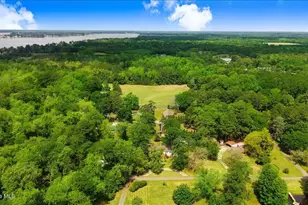 105 Harbor Dr, Washington, NC 27889 - Photo 13