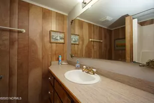 5204 Ocean Dr, Emerald Isle, NC 28594 - Photo 9
