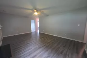 212 Quarter Horse Ln, Jacksonville, NC 28546 - Photo 9