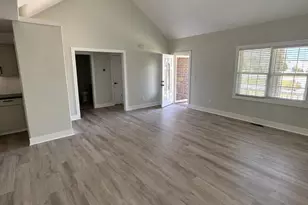 3210 Grapevine Ct W, Wilson, NC 27893 - Photo 3