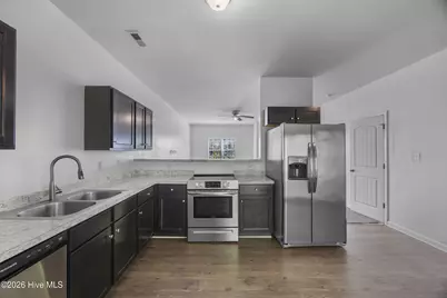 302 Kenan Loop, Jacksonville, NC 28546 - Photo 15