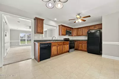 4008 Lucerne Court #B, Winterville, NC 28590 - Photo 9