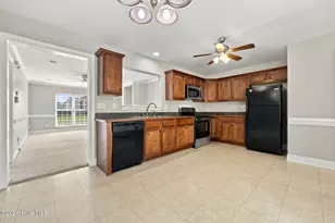 4008 Lucerne Ct, Winterville, NC 28590 - Photo 9