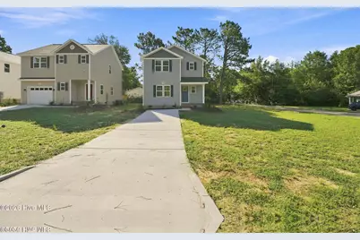 595 S Glover Street, Southern Pines, NC 28387 - Photo 3