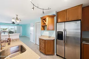 709 Canal Dr, Carolina Beach, NC 28428 - Photo 13