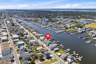 709 Canal Dr, Carolina Beach, NC 28428 - Photo 39