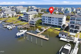 709 Canal Dr, Carolina Beach, NC 28428 - Photo 35