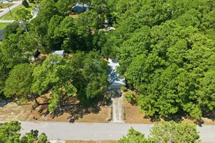 140 Lousan Dr, Cape Carteret, NC 28584 - Photo 9