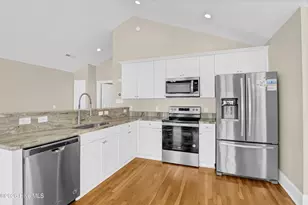 818 N New River Dr, Surf City, NC 28445 - Photo 21