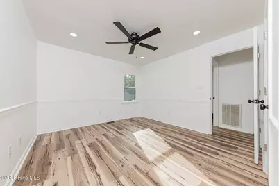 111 Lynn Court, Jacksonville, NC 28540 - Photo 29