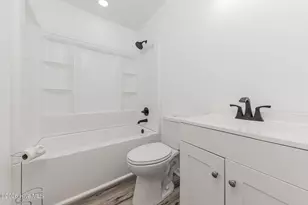 111 Lynn Ct, Jacksonville, NC 28540 - Photo 13