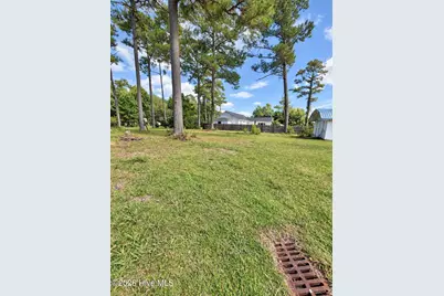 809 Garner Drive, Newport, NC 28570 - Photo 11