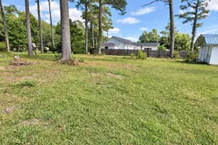 809 Garner Dr, Newport, NC 28570 - Photo 11