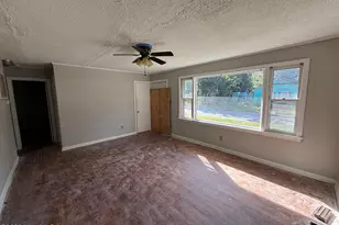 800 Dixon St, Kinston, NC 28501 - Photo 3