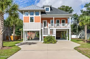 157 NE 4th St, Oak Island, NC 28465 - Photo 1