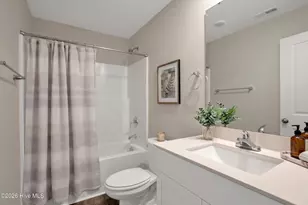 8 W Emily Gardens Dr, Selma, NC 27576 - Photo 25