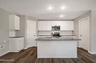 31 E Emily Gardens Dr, Selma, NC 27576 - Photo 13