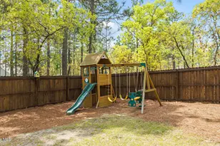 4055 Irwin Dr, Aberdeen, NC 28315 - Photo 7