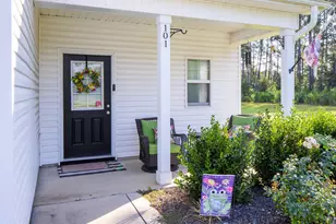 101 Pine Needle Dr, Salemburg, NC 28385 - Photo 5