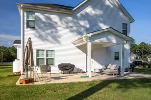 101 Pine Needle Dr, Salemburg, NC 28385 - Photo 33
