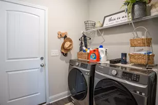 101 Pine Needle Dr, Salemburg, NC 28385 - Photo 19