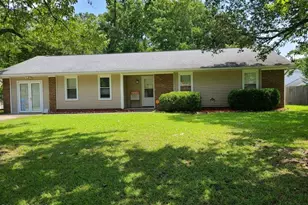 1302 Kevin Ct, Jacksonville, NC 28546 - Photo 1