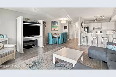 111 Florida Avenue #Apt 3, Carolina Beach, NC 28428 - Photo 5
