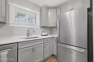 316 S Dyer St, Elizabeth City, NC 27909 - Photo 9