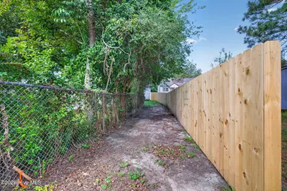 316 S Dyer Street, Elizabeth City, NC 27909 - Photo 25