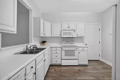5006 Carleton Drive #Unit 39, Wilmington, NC 28403 - Photo 5