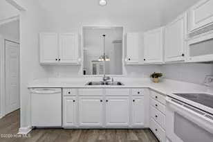 5006 Carleton Dr, Wilmington, NC 28403 - Photo 7